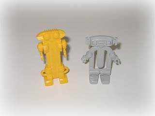 ノギスロボ(左)とクリップロボ(右)